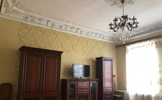 Продам в самом центре любимого города 4х комнатную квартиру по ул.Осипова Одеса