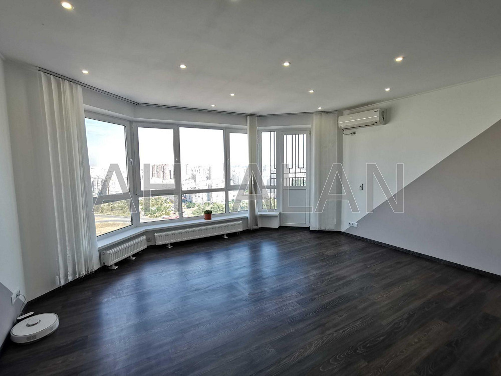 Оренда Будинок 5-кімнатний на Мишуги Олександра вул., 12 Kiev - photo 1