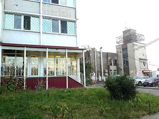 Оренда Будинок 4-кімнатний на Заболотного Академіка вул., 42 Kiev