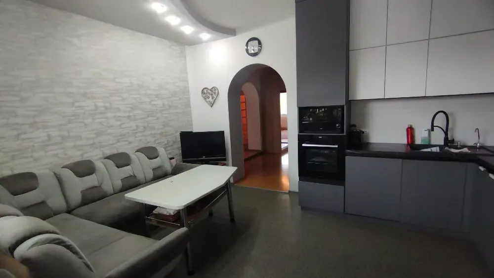 For sale 2-storey House with land 8 ares 247 sq.m 7+ rooms at Ужанська Uzhhorod - photo 5