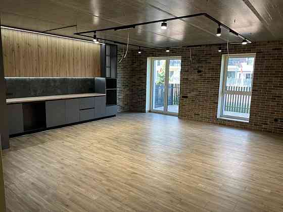 Продаж Квартира 1-кімнатна, 1/5 поверх на Миру Луцк