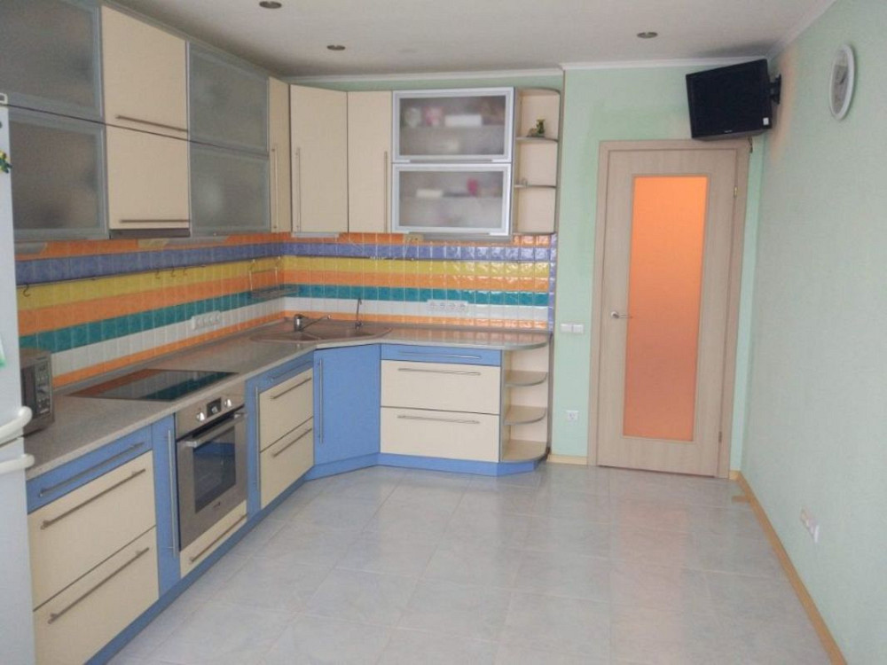 Оренда Квартира 2-кімнатна, 18/27 поверх на ул. Анны Ахматовой, 13-д Київ - фото 2