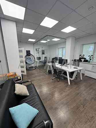 Оренда офісне приміщення на вул. Василя Тютюнника приміщень - 3, поверх - 1/5 Київ