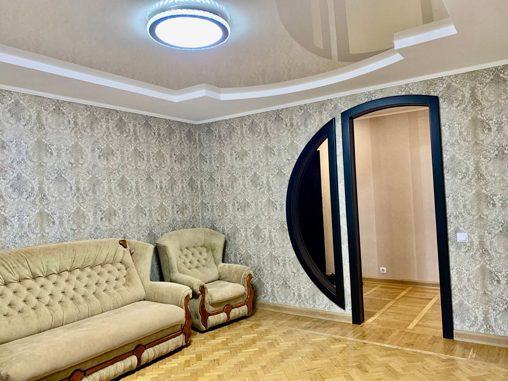 Продаж Квартира 2-кімнатна, 6/10 поверх на Высоцкого ул., 2 Дніпро - фото 3