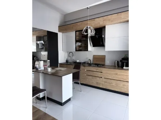 For sale 3-room Apartment 102 sq.m Лозовецька Ternopil'