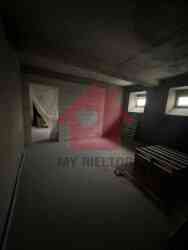 Продаж торгове приміщення на Боженка, 32 поверх - 1/3 Uzhhorod