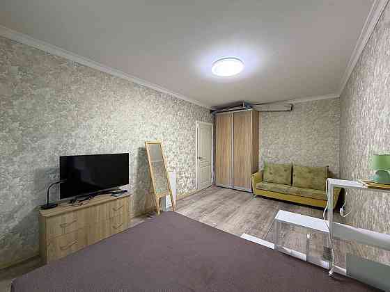 Продаж Квартира 1-кімнатна на просп. Добровольского, 152 Одесса