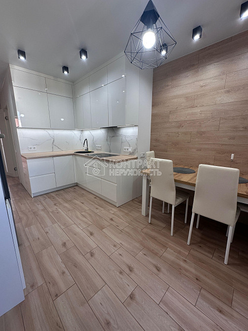 Продаж Квартира 2-кімнатна, 9/9 поверх на вул. Миру Харків - фото 1