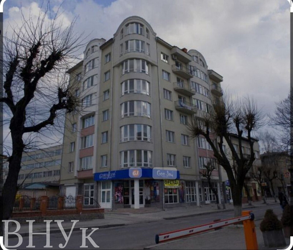 Продаж Квартира 3-кімнатна, 8/8 поверх на вул. Коновальця Івано-Франківськ - фото 1