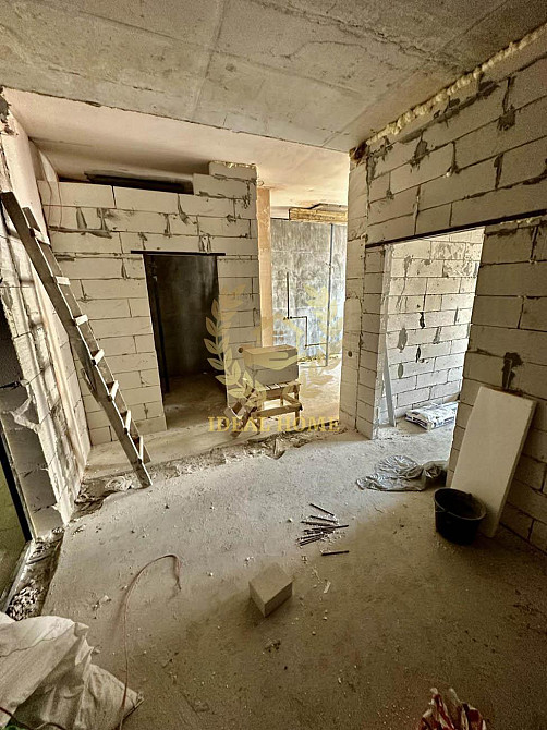 Продам 1-к квартиру Шевченковский р-н Правий берег метро Сирець Київ - фото 1