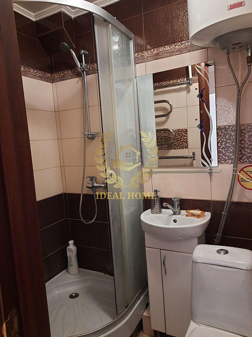 Затишна 1-кімнатна квартира з ремонтом біля метро Оболонь Київ - фото 1