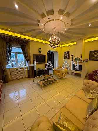 Продаж Будинок 3-кімнатний на Лютеранська вул., 21 Kiev