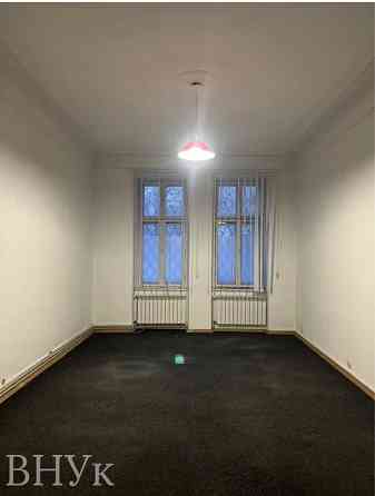 Продаж Квартира 3-кімнатна, 1/3 поверх на вул. Франка L'viv