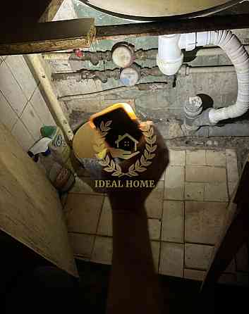 продам 2к квартиру пропект Леся Курбаса Київ