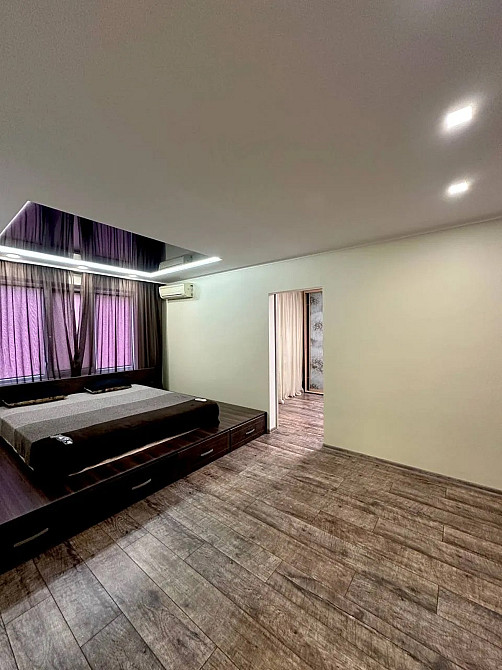 Продаж Квартира 3-кімнатна, 2/9 поверх на Малиновского Маршала ул., 12 Дніпро - фото 8