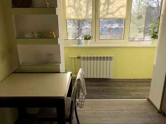 Продаж Квартира 2-кімнатна, 2/9 поверх на Левка Лук’яненка вул., д. 1 Киев