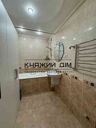 Оренда Квартира 2-кімнатна, 21/23 поверх на Європейського союзу Киев