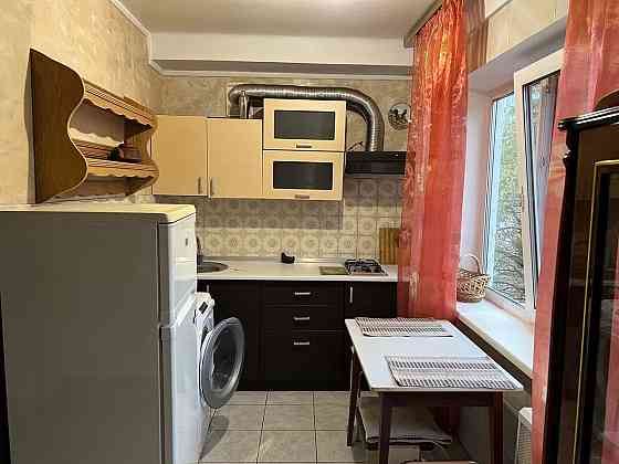 Оренда Квартира 2-кімнатна, 3/5 поверх на Дарницький бульвар, 11 Київ