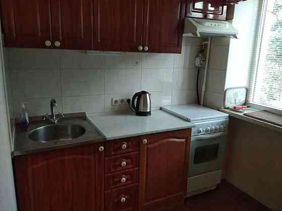 Оренда Квартира 3-кімнатна, 2/5 поверх на Світла, 3 Київ