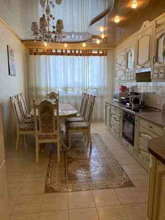 Оренда Квартира 2-кімнатна, 10/24 поверх на ул. Юрия Ильенко Киев