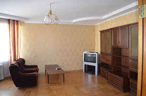 Оренда Квартира 2-кімнатна, 16/25 поверх на ул. Семьи Стешенко, 7 Київ