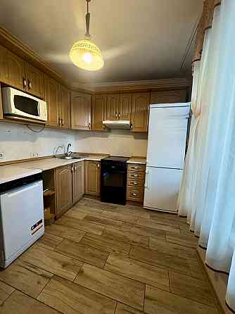 Продаж Квартира 3-кімнатна, 3/12 поверх на Гонгадзе Георгія вул., д. 20г Київ