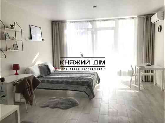 Оренда Квартира 1-кімнатна, 15/25 поверх на Предславинская ул. Київ