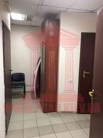 Оренда офісне приміщення на Межигорская ул. поверх - 1/3 Київ