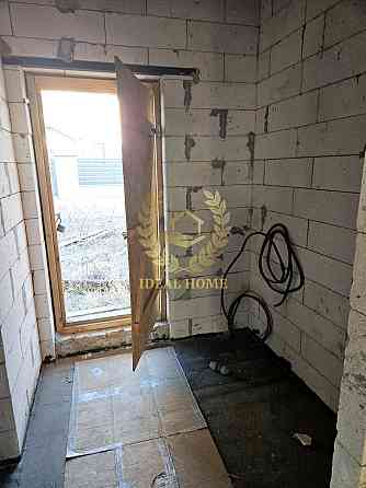 Продаж Будинок 5-кімнатний Іванковичі