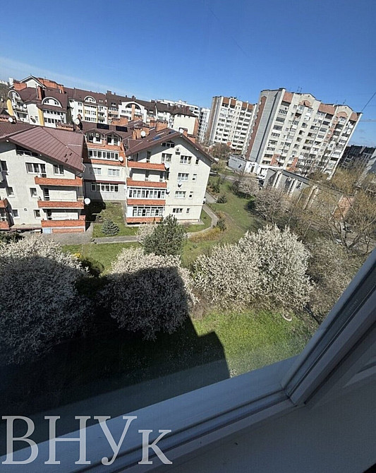 Продаж Квартира 5-кімнатна, 5/6 поверх на Роксоляни Львів - фото 1