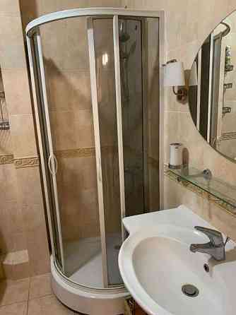 Оренда Квартира 2-кімнатна, 10/18 поверх на ул. Вячеслава Черновола Киев