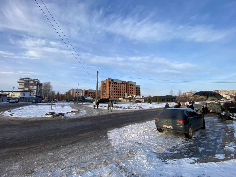 Оренда приміщення вільного призначення на вул. Захисників України Кременець - фото 9