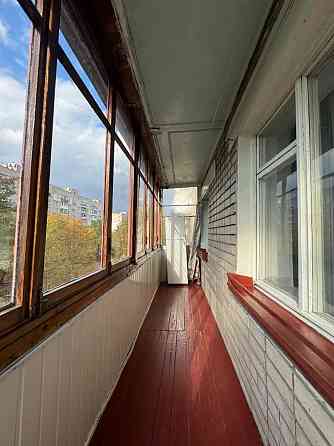 Продаж Квартира 3-кімнатна, 4/9 поверх на Тверская ул., 9 Дніпро