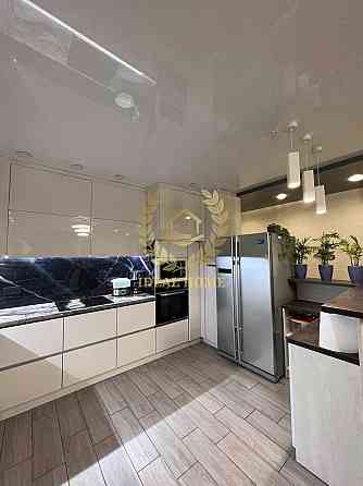 Продаж будинку на Райдужній , біля озера Радунка Дніпровському районі Київ