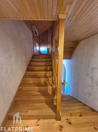 For sale 2-storey House with land 5.4 ares 189 sq.m 6 rooms at Садова вул., д. 141 Pidhirtsi