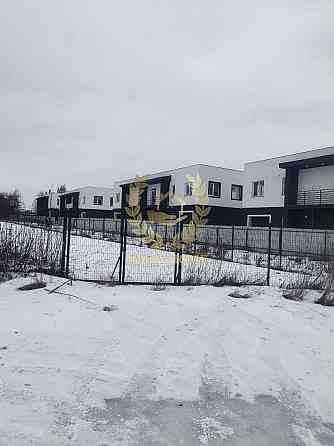 Продаж Будинок 3-кімнатний на Боярская ул. 