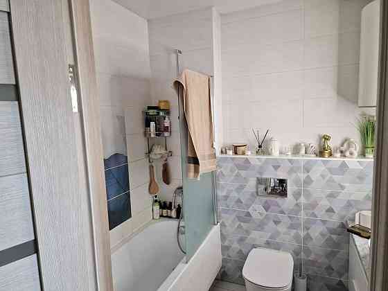 Оренда Квартира 1-кімнатна, 7/27 поверх на Миколи Бажана, 17 Киев