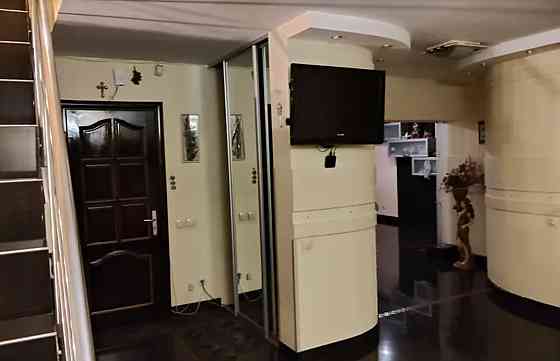 Продаж Квартира 6-кімнатна, 5/5 поверх Тернополь