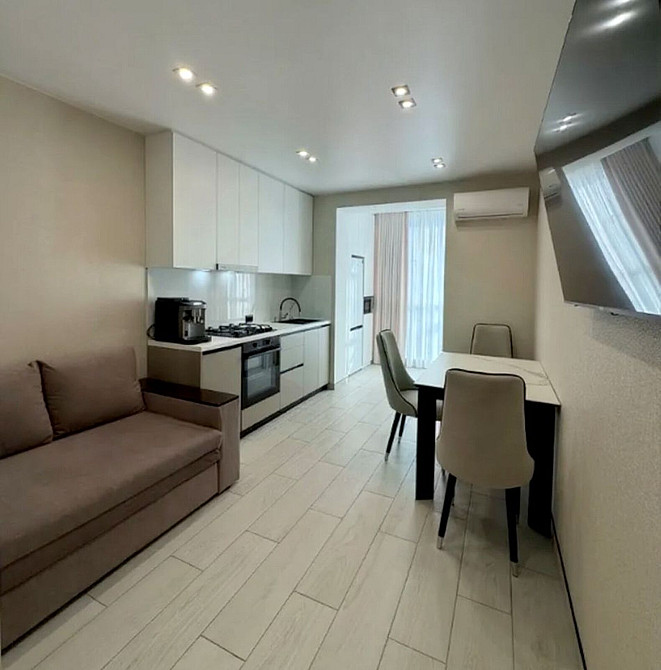 Продаж Квартира 1-кімнатна, 7/10 поверх на Содружества ул., 7 Dnipro - photo 1