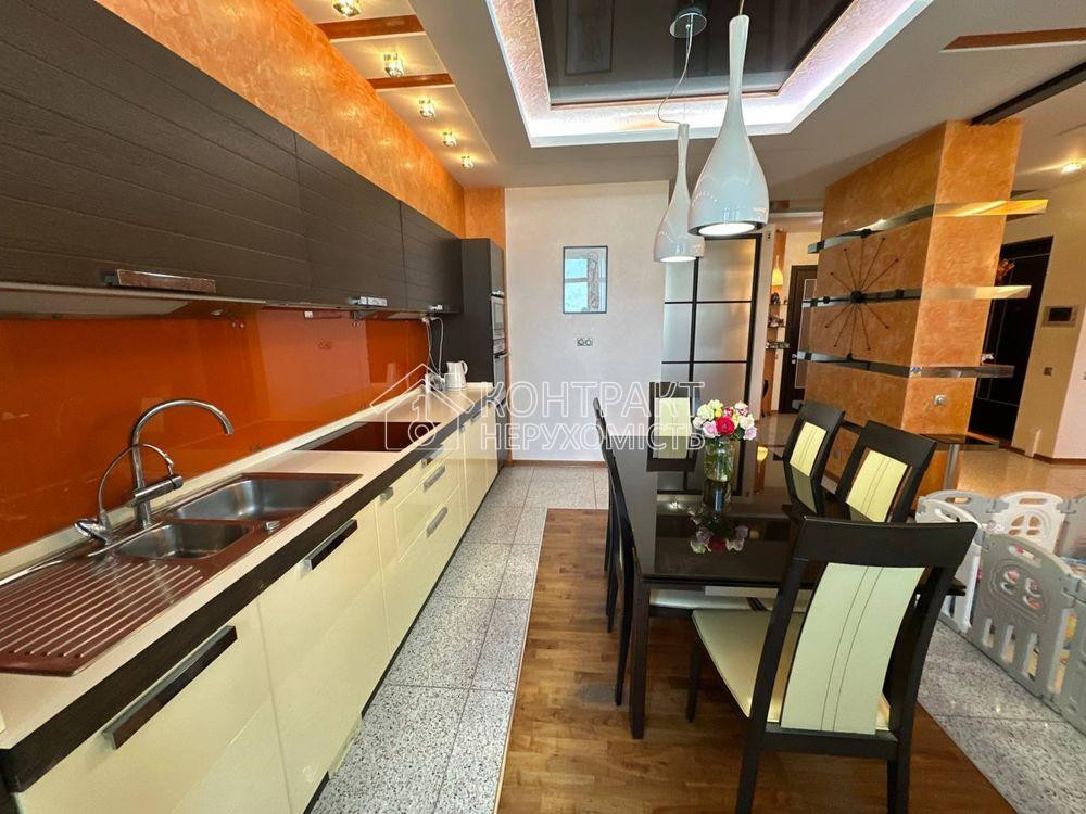 Продаж Квартира 4-кімнатна, 12/18 поверх на вул. Науки Харків - фото 8