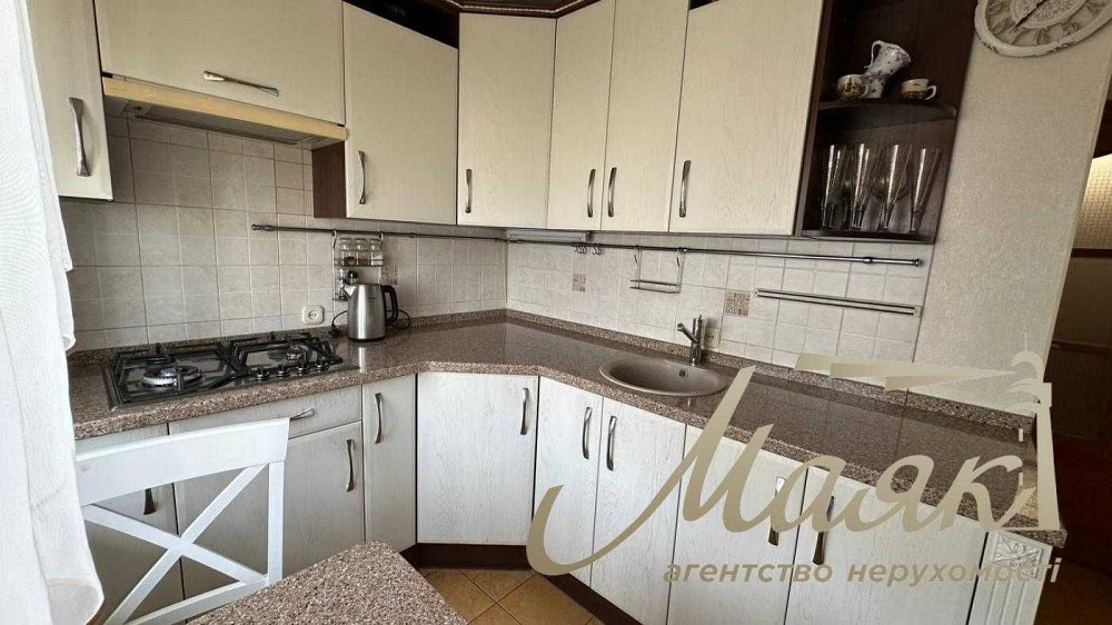 Продаж Квартира 3-кімнатна, 7/9 поверх на Володимира Івасюка вул., д. 15А Київ - фото 4