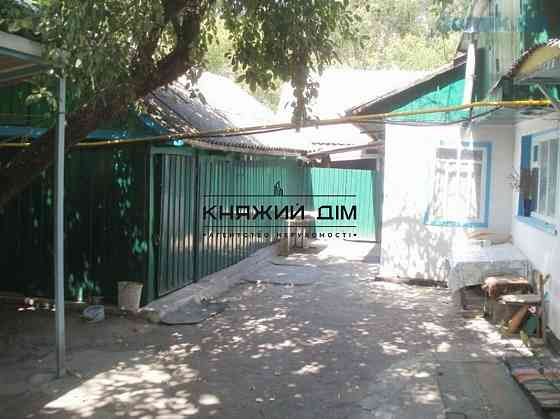 продам дом 120 м2 в Бориспольском р-не с. Сеньковка 2 котла твердотоп и газ , 40 соток земли Сеньківка