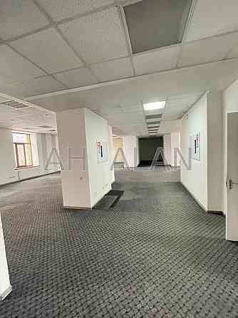 Оренда офісне приміщення на Сосюри Володимира вул., 6 приміщень - 3, поверх - 5/6 Kiev