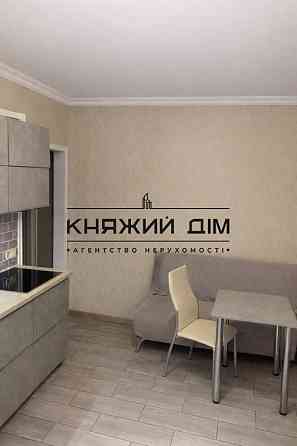 Оренда Квартира 1-кімнатна, 15/18 поверх на Светлая ул. Київ