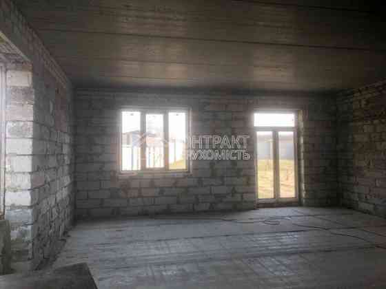 Продаж Будинок 4-кімнатний на вул. Місячна нижня Харьков