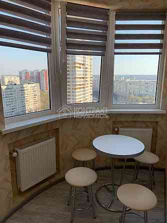 Продаж Квартира 2-кімнатна, 16/16 поверх на вул. Перемоги Kharkiv