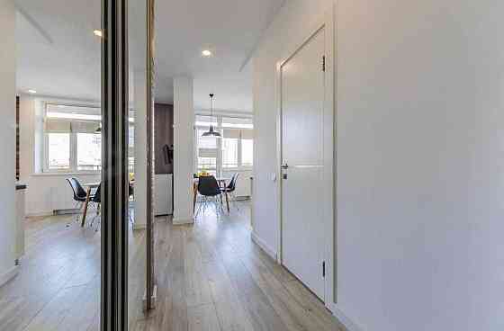 Продаж Квартира 1-кімнатна, 5/10 поверх на Ямська вул., д. 52 Київ