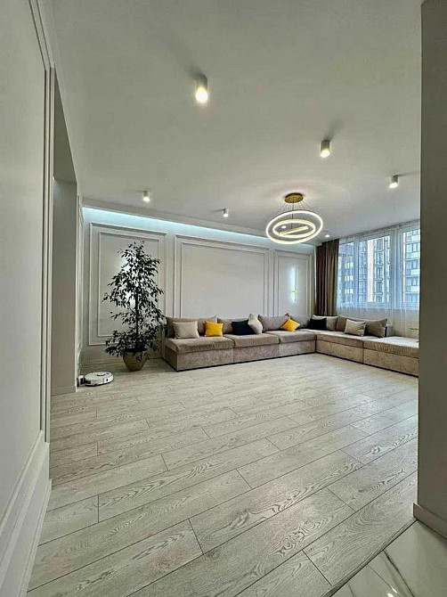 Продаж Квартира 3-кімнатна, 2/10 поверх на вул. Стрийська Львів - фото 3