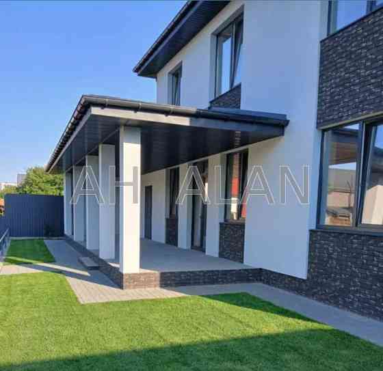 Продаж Будинок 5-кімнатний на Совська вул., 50 Kiev