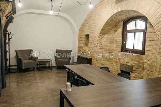 Оренда офісне приміщення на Рибальська вул., 22 поверх - 1/4 Київ